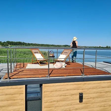 Comfortable House On The Water For 2 People *